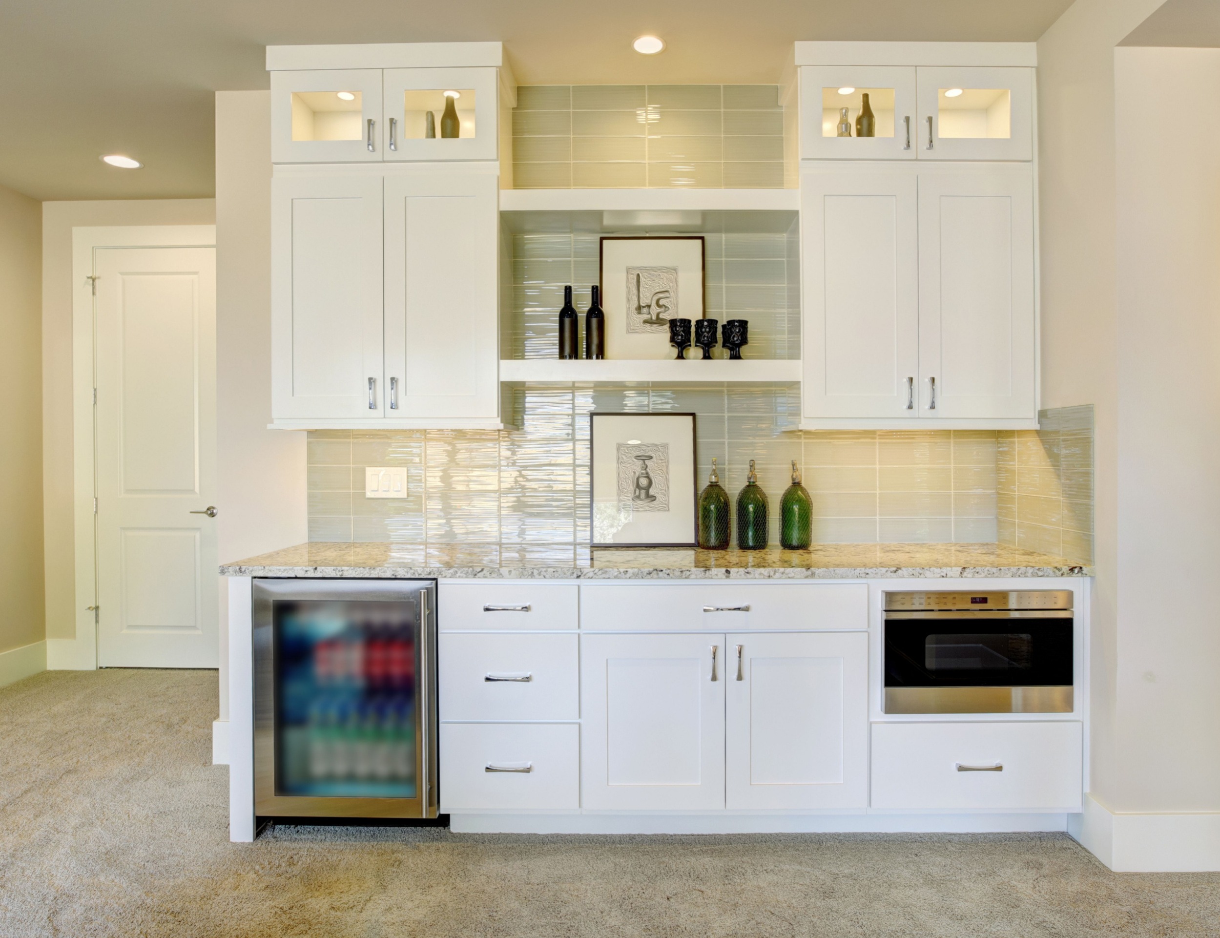 Basement wet bar